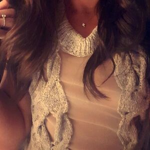 Sheer sexy sleeves top